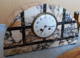 Reloj de chimenea en mármol. Magnífico reloj.  Años 60-70.