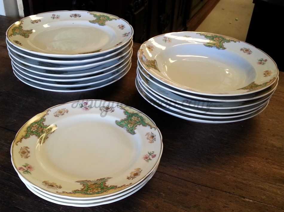 Vajilla porcelana SANTA CLARA. 16 platos. Perfecto estado.