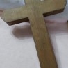 Crucifijo años 70. Cruz de madera y Cristo en metal.