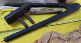 Herramientas de carpintería. Conjunto viejas herramientas de carpintero.