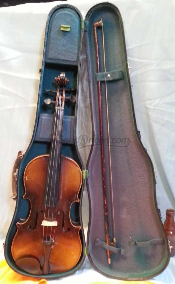 Violín tradicional años 60. Madera maciza. Antonius STRADIVARIUS. Fabricado en los años 40.