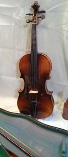 Violín tradicional años 60. Madera maciza. Antonius STRADIVARIUS. Fabricado en los años 40.