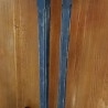 Pebetero. Candelabro estilo clásico. Fabricado en madera. Varias unidades.en hierro. Madera.