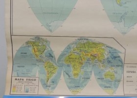 Mapa del Mundo. Geopolítico. Mapamundi. Años 70. Origen español.
