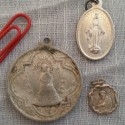 Medallas religiosas viejitas. 3 Unidades.