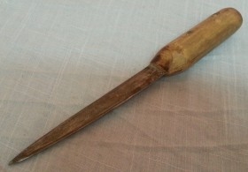 Cuchillo antiguo de monte. Rústico. Objeto de colección