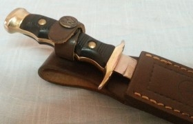 Cuchillo de monte. Marca MM. Objeto de colección