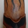 Máscara africana de madera policromada. Preciosa.