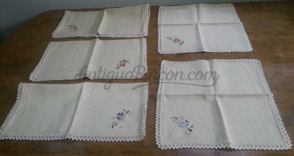 Servilletas. Bordadas a mano. 5 unid. Buen estado. Servilletas. Bordadas a mano. 5 unid. Buen estado.