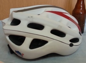 Casco para bicicleta. Marca Aerogo 375.