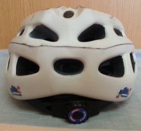 Casco para bicicleta. Marca Aerogo 375.