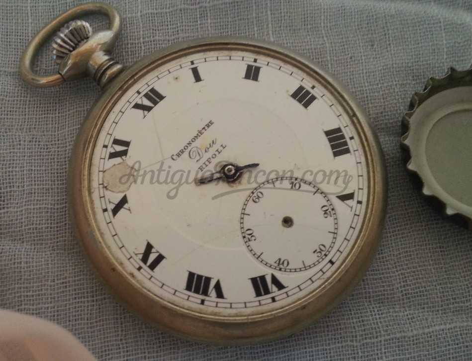 Reloj antiguo de bolsillo. Marca Dou Ripoll.