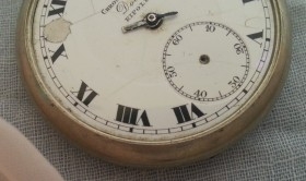 Reloj antiguo de bolsillo. Marca Dou Ripoll.