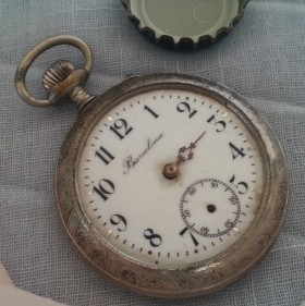 Reloj antiguo de bolsillo. Inscripción Barcelona.