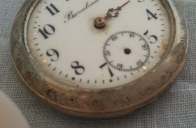 Reloj antiguo de bolsillo. Inscripción Barcelona.