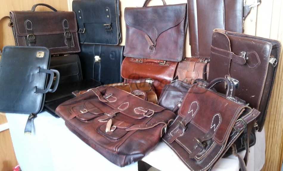 Maletines carteras de antiguos vintage. Gran cantidad venta o alquiler.