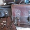 Maletines y carteras de colegio antiguos o vintage. Gran cantidad en venta o alquiler.