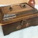 Cofre vintage en madera. Muy bonito.