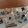 Colección de 23 miniaturas en expositor de madera.