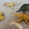 Dinosaurios de juguete. Fabricados en plástico y goma.