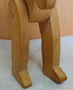 Muñeca antigua en madera. Años 70. Preciosa.