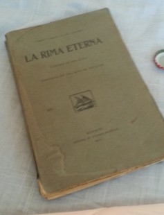 Libro antiguo. LA RIMA ETERNA. Año 1910.