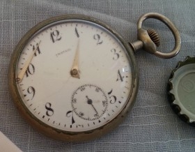 Reloj antiguo de bolsillo.