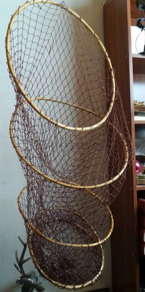 Nasa de pesca. Aros en madera. Nasa de pesca. Aros en madera.