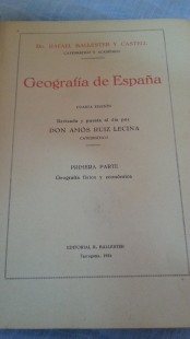 Libro antiguo. Geografía de España. Año 1934.