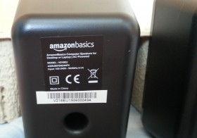 Altavoces Amazonbasics. Pareja. Nuevos. A estrebar