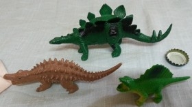 Dinosaurios de juguete. Fabricados en plástico y goma.