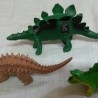 Dinosaurios de juguete. Fabricados en plástico y goma.