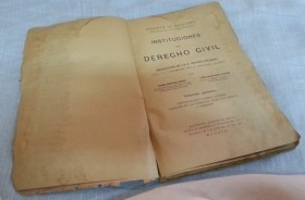 Libro antiguo. Instituciones de Derecho Civil. Año 1920.