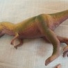 Dinosaurios de juguete. Fabricados en plástico y goma.