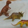 Dinosaurios de juguete. Fabricados en plástico y goma.