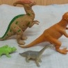 Dinosaurios de juguete. Fabricados en plástico y goma.