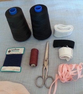 Costura. Kit de costurera y modista. Años 80.