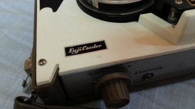 Grabadora. Marca Euji Corder. Precioso objeto vintage.