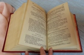 Libro Heráldica. Año 1960. Guía de Sociedad.