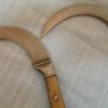 Cuchillo curvo. Pareja. Origen India. Años 50.