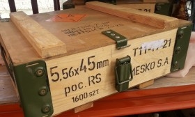 Cajas de madera. Militares de munición. Fuertes y pesadas. 4 unidades.