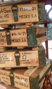 Cajas de madera. Militares de munición. Fuertes y pesadas. 4 unidades.