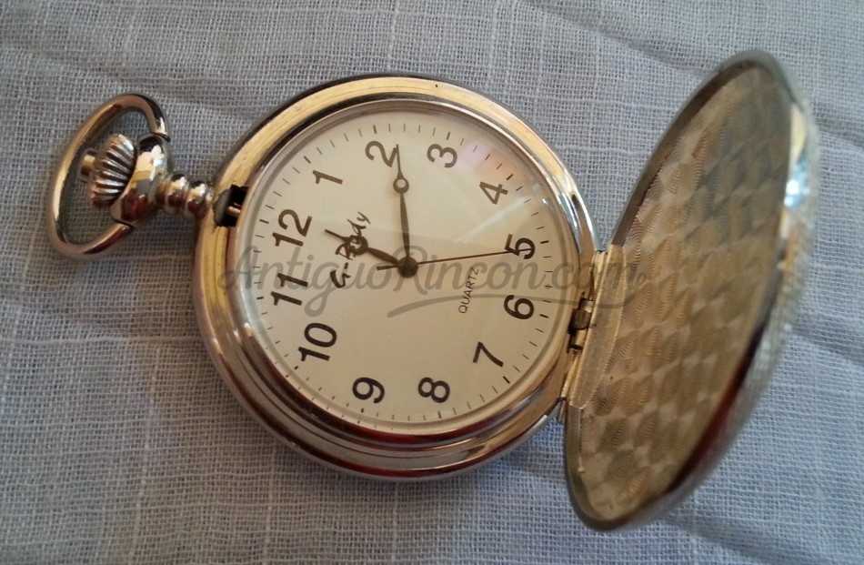 Reloj de bolsillo. Marca G. Bady. Réplica de los antiguos relojes.