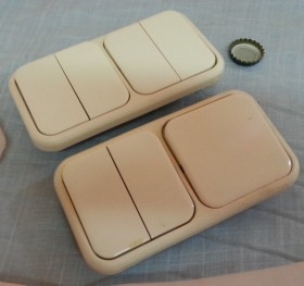 Interruptores vintage. Años 90. Dos unidades.