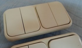 Interruptores vintage. Años 90. Dos unidades.