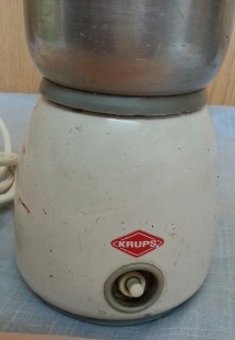 Molinillo de café eléctrico. Vintage. Marca Krups.