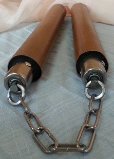 Nunchakus de decoración.