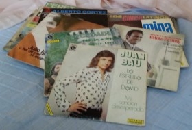 Discos Singles. Álbum de los años 60. 21 Unidades.
