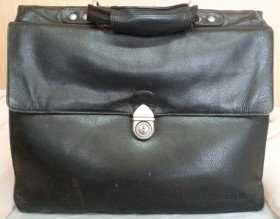 Ordenador portátil vintage. Marca Toshiba.