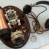 Radio de galena con auriculares. Réplica.